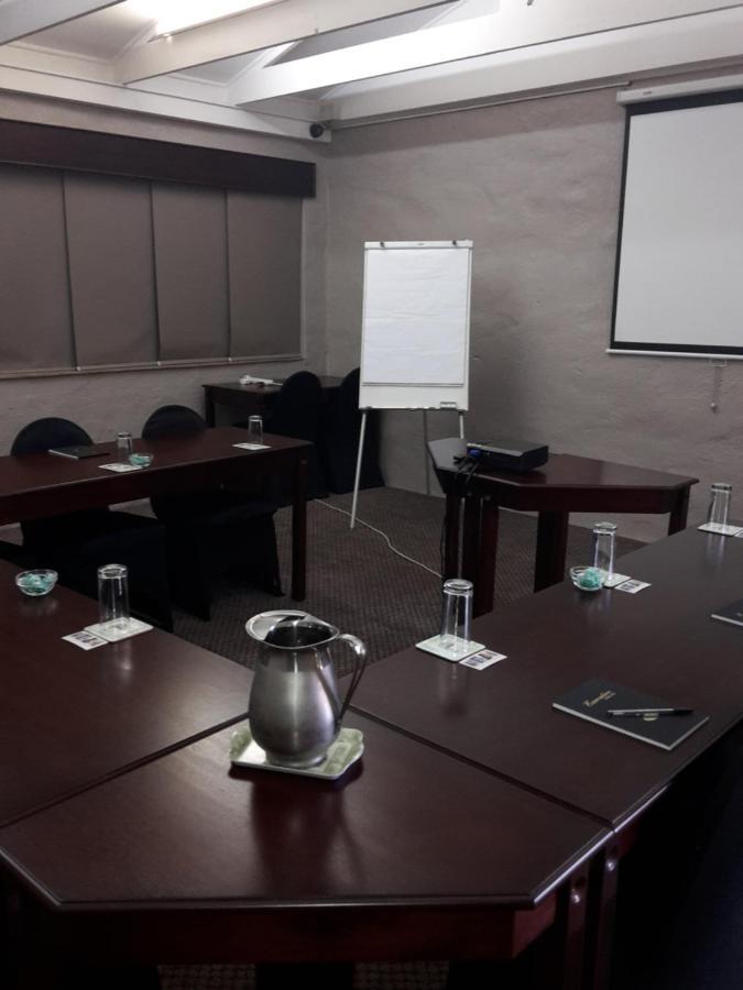 Cornerstone Guest Lodge Pretoria Bagian luar foto
