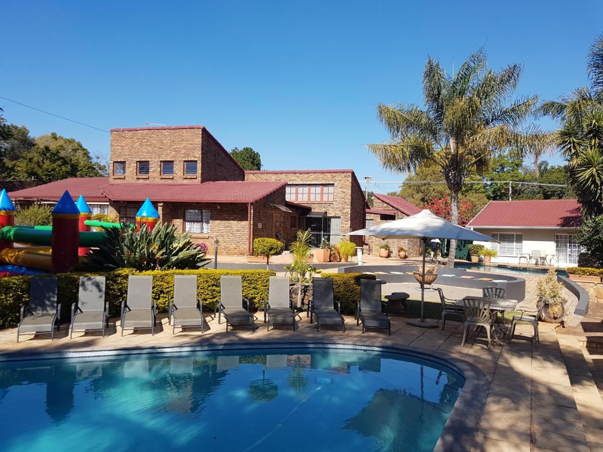 Cornerstone Guest Lodge Pretoria Bagian luar foto